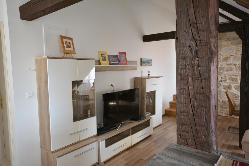 Petrova Attic Apartment Split Phòng bức ảnh