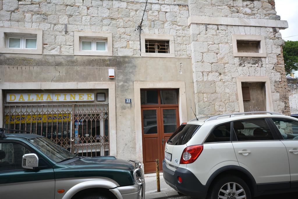 Petrova Attic Apartment Split Phòng bức ảnh